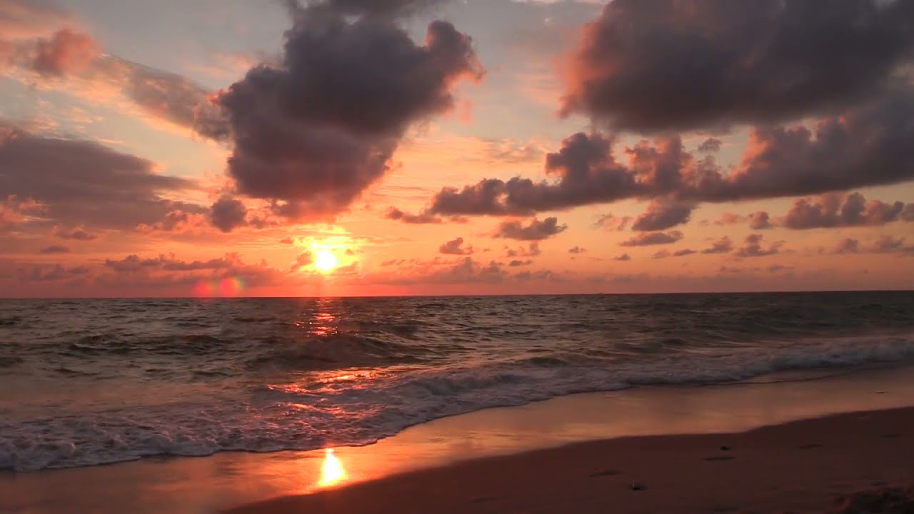 Beach Waves And Beautiful Sunset #Shorts