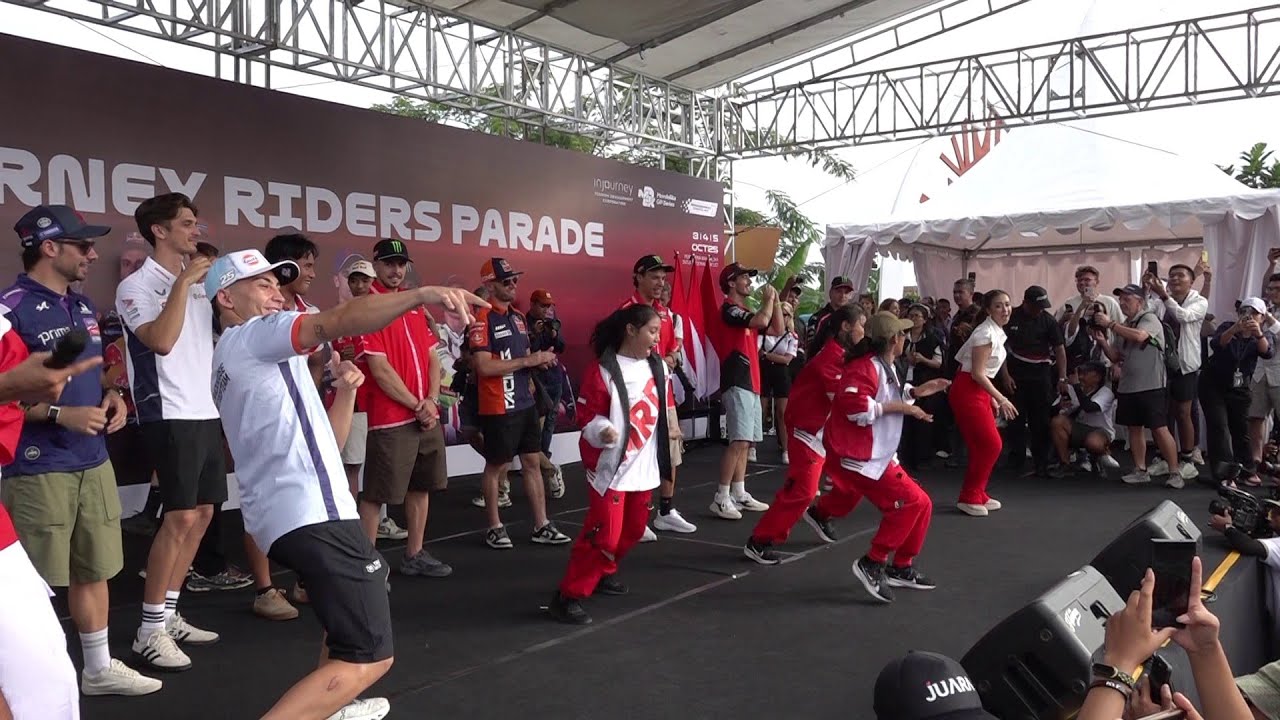 Riders MotoGP Mandalika 2025 Ikutan Dance Tabola Bale