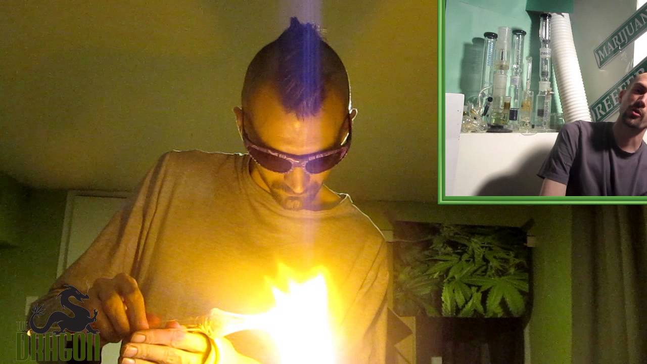 glassDAY1 - Fumed Spoon Pipe