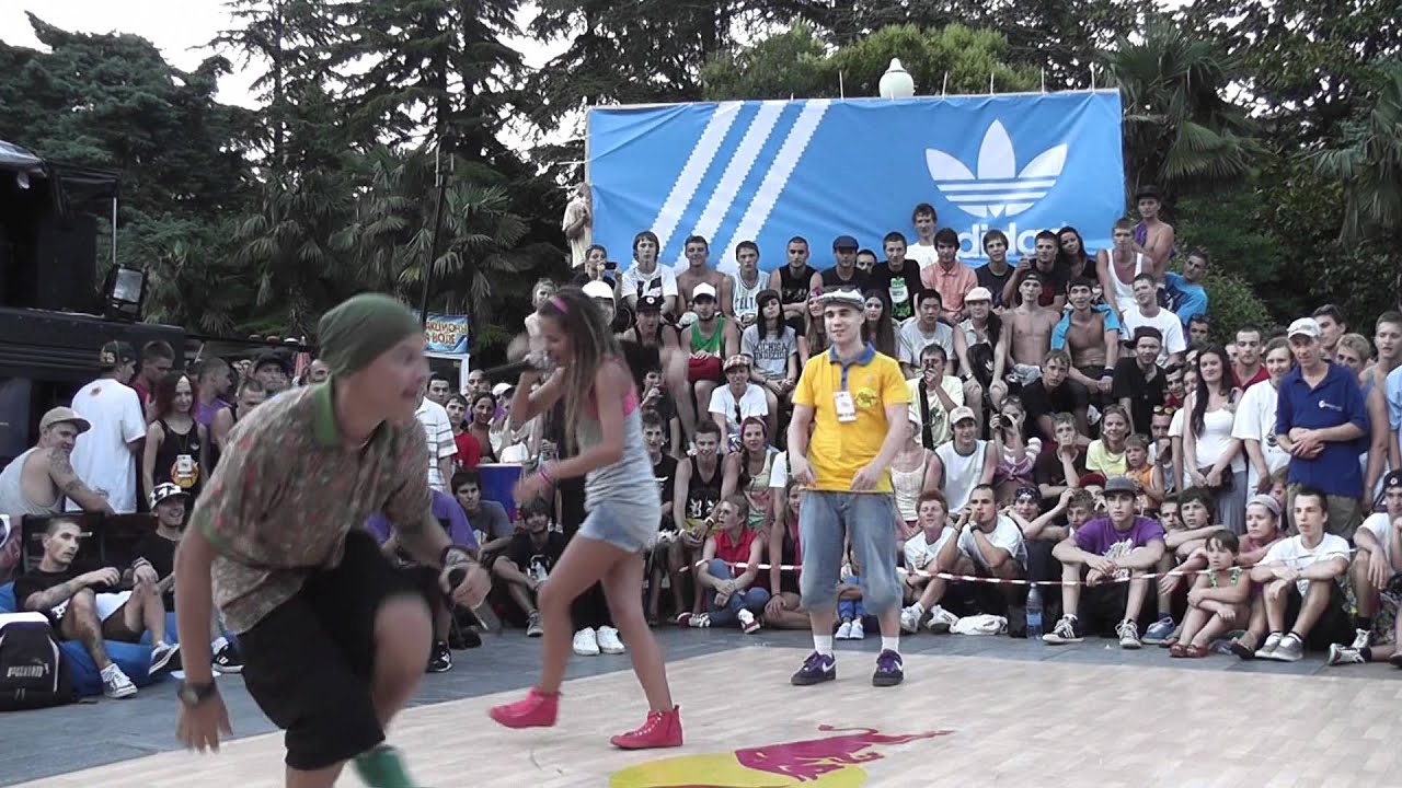 Yalta summer jam 2011 Открытие адик228 & гидропонка