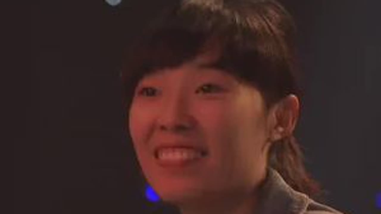男子甘当  ''大哥''  10年却看着心仪出嫁那一刻...#情感