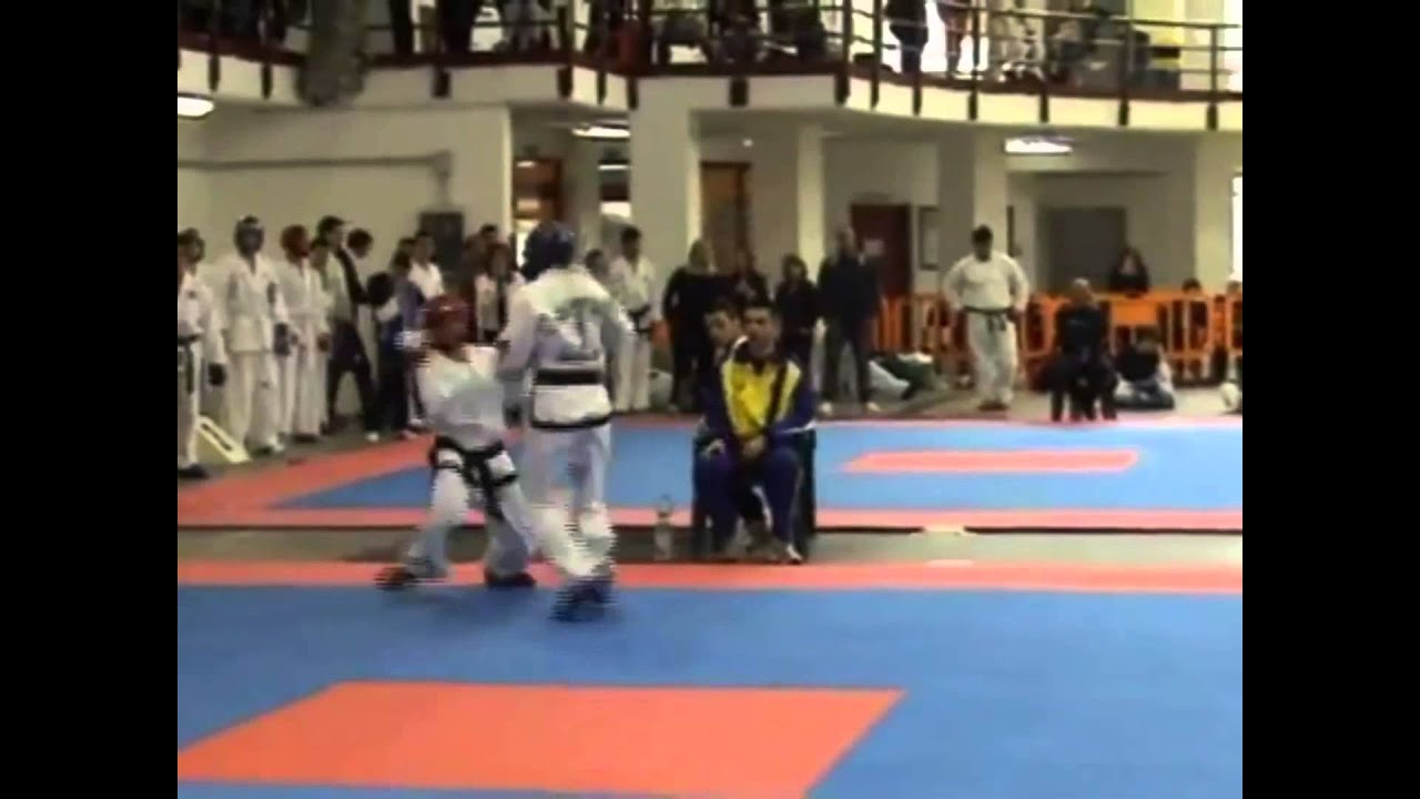 Sparring Like It's Chess | Julia Cross, Katya Solovey, Julio Carlos ITF Taekwon-Do Sparring