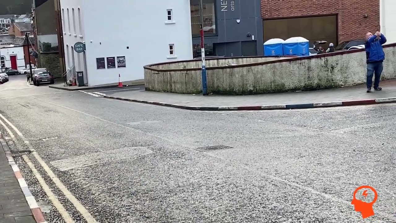 LONDONDERRY ON THE FOYLE DOCUMENTARY VERSION