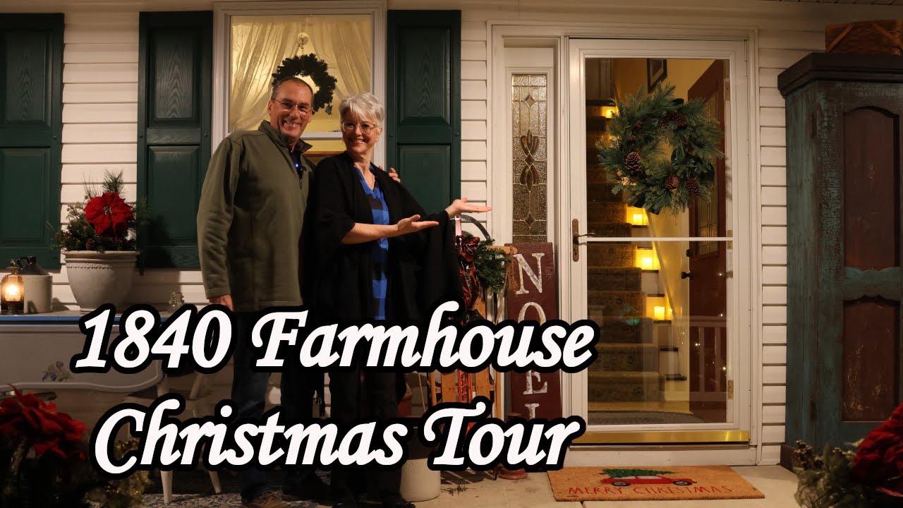 Journey to Christmas Past: 1840 Farmhouse Candlelight Tour | Cozy Festive Decorations!