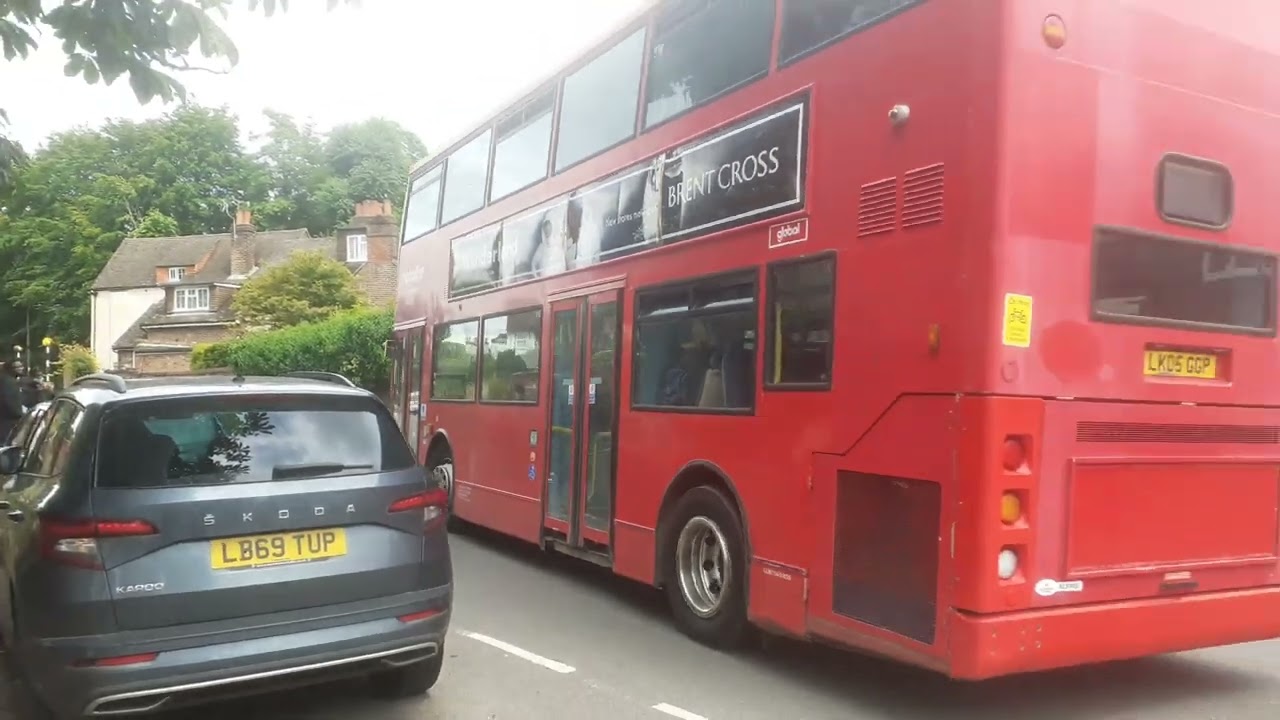 ALX400 Trident, Metroline, TA648, LK05GGP at Godstone Green. 14.07.24