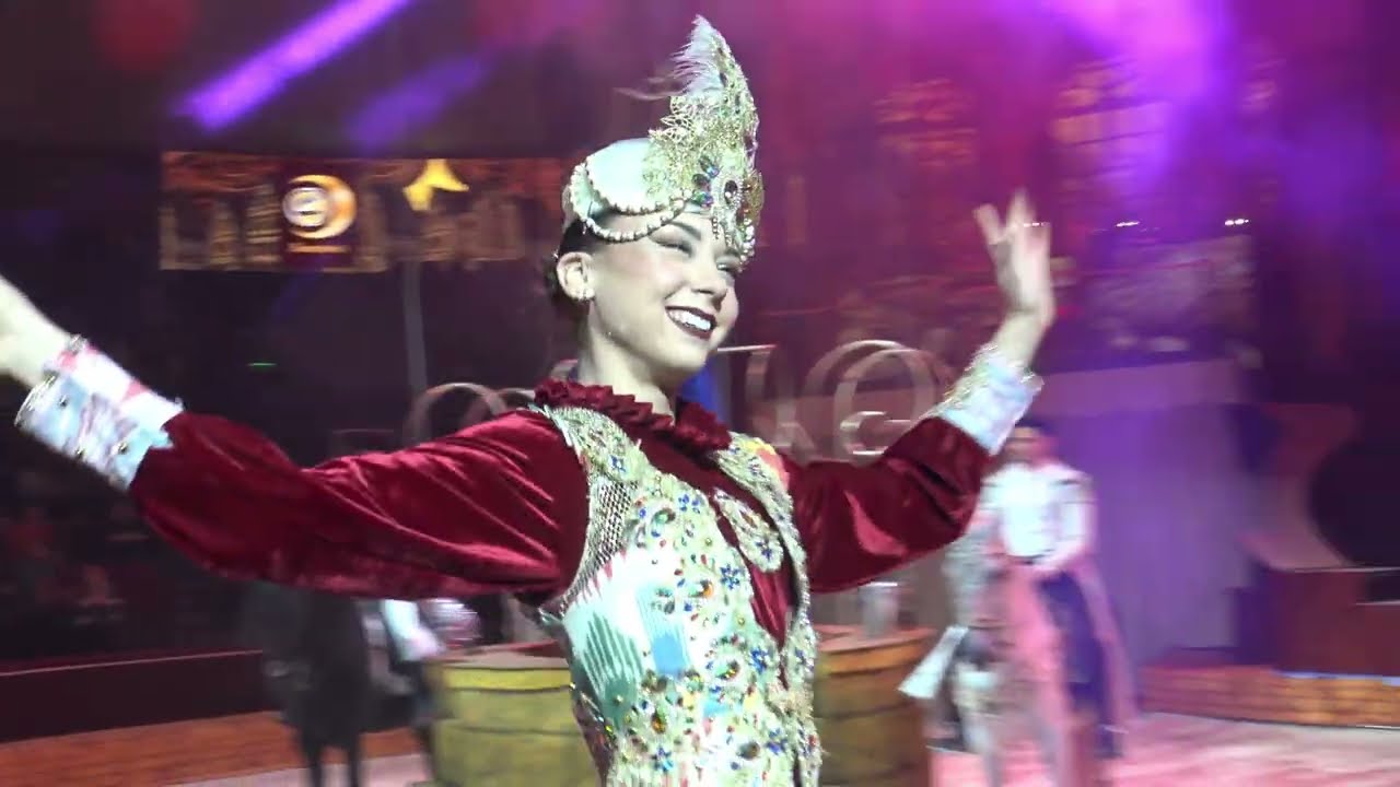 Holle Anyó |Történet kezdődik - Állatok/Lovak,Tevék --▶🐴🐪 2/13 // 4K - Budapest - Nagycirkusz