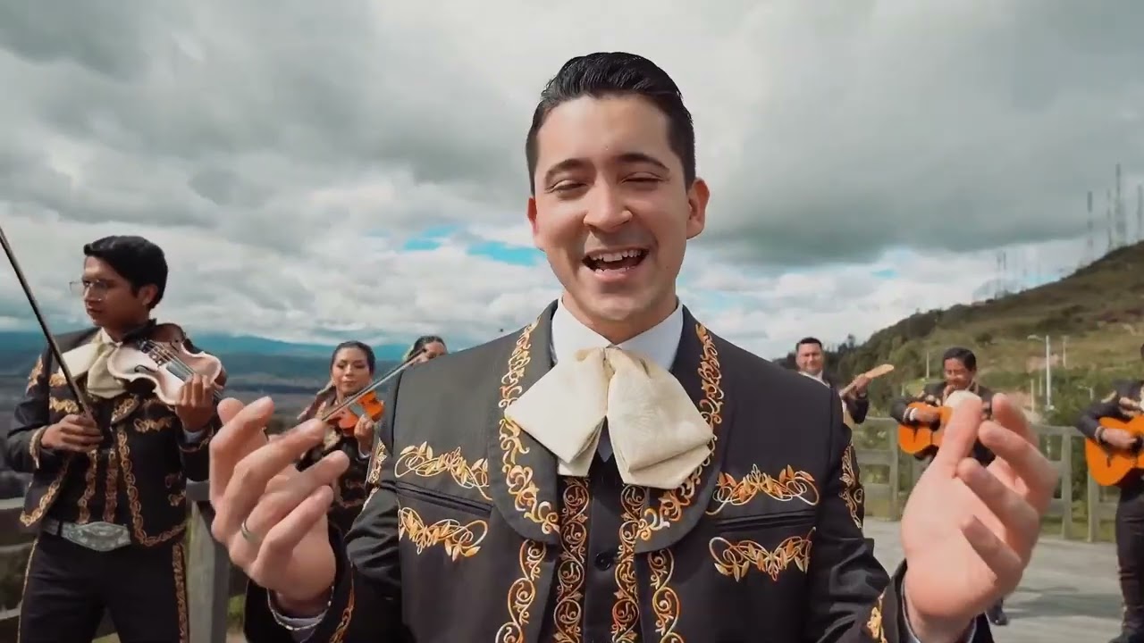 MIX CUMBIAS MEDARDO MARIACHI IMPERIAL CUENCA ECUADOR
