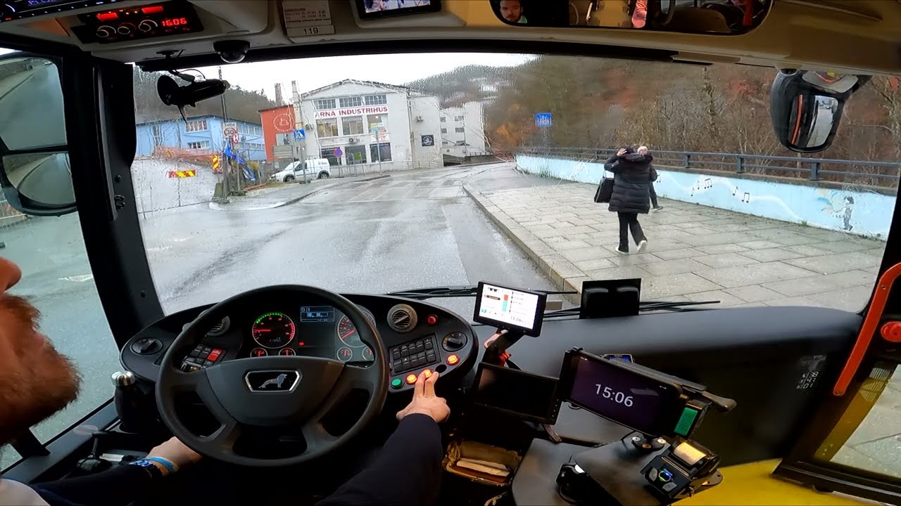 [Onboard] Quick Trip Between Two Bergen's Districts With 12 Meter - Route 28