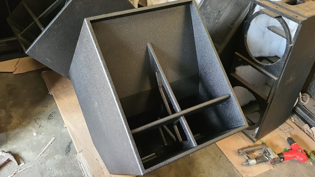 HS 18181 And HS2210  Subwoofer Battle : Assembling and TTS 56 Impedance Response Testing