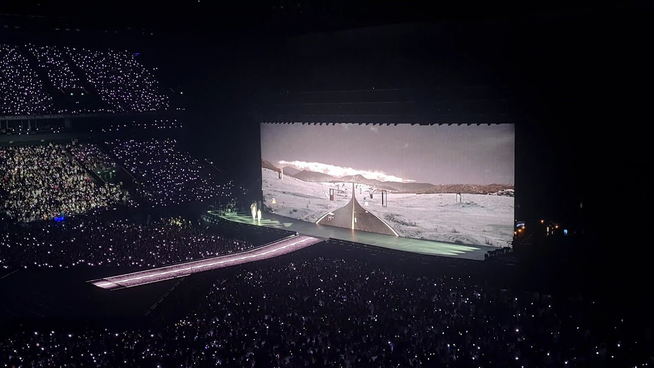 Taylor Swift, Transition from 1989 to TTPD Era , Night 2, The Eras Tour, Paris, ĺ10th May 2024