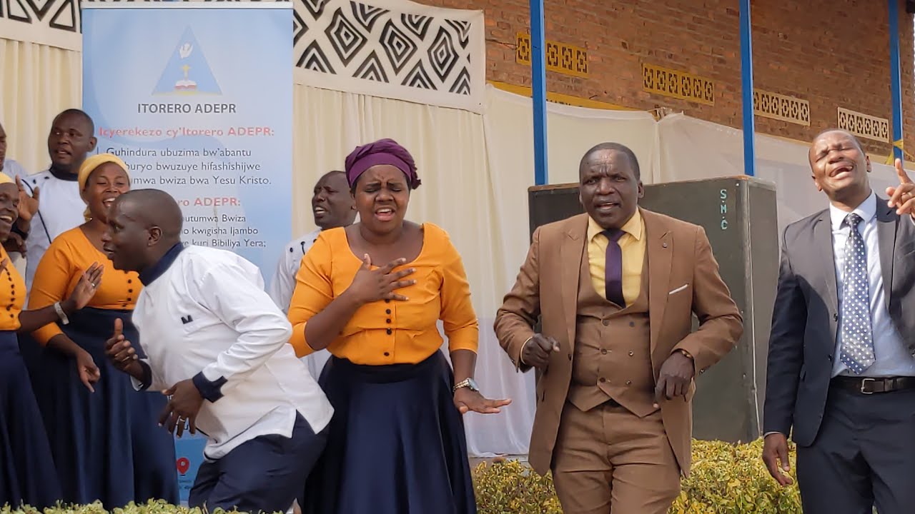 GUKOMERA KWAWE  BY Sauti ya Mwisho Choir// #Live Concert #NGOMA #REGION
