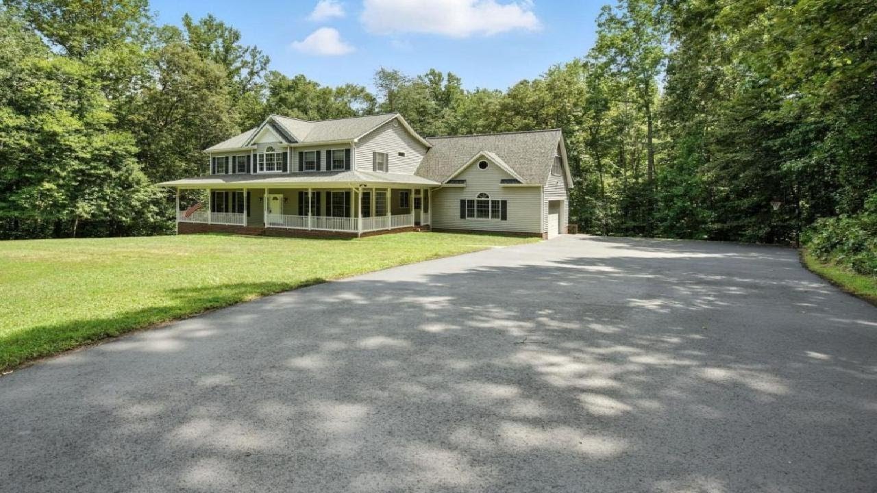 7129 LANGLEY Court, HUGHESVILLE, MD Presented by Connie Fitzgerald, The Connie Fitzgerald Team.