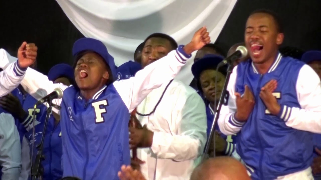 MIGHTY OH LORD SINGERS - (MOLS) - UKANI BANDLA (live at Naledi)