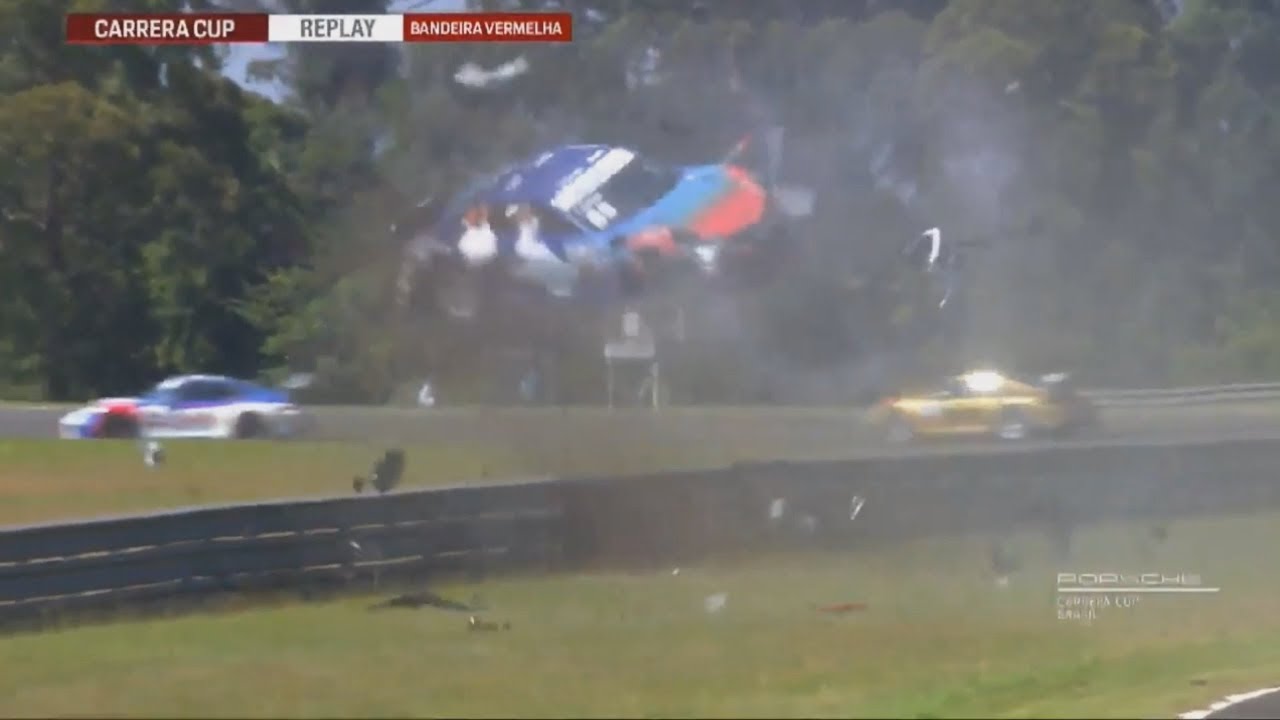 Porsche Carrera Cup Brasil 2018. Race 1 Curitiba. Edu Azevedo Huge Crash Rolls