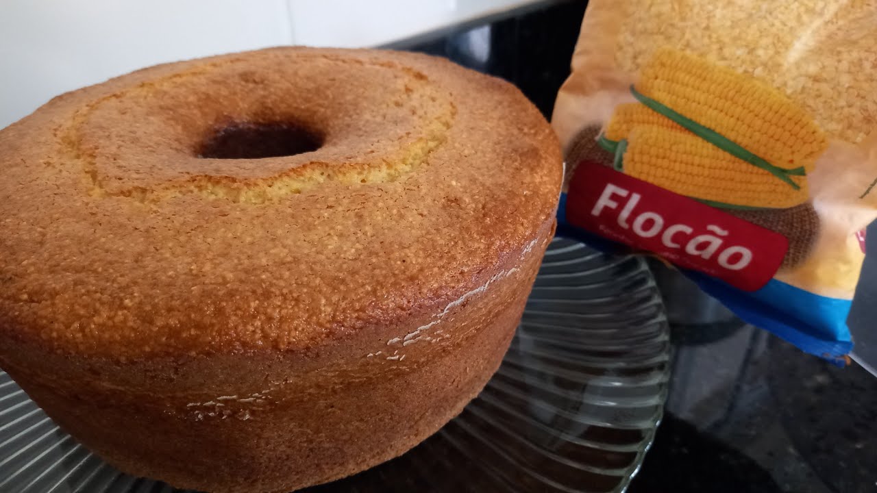 COMO FAZER BOLO DE FLOCAO DE MILHO/  Bolo fácil e prático. fica uma delicia