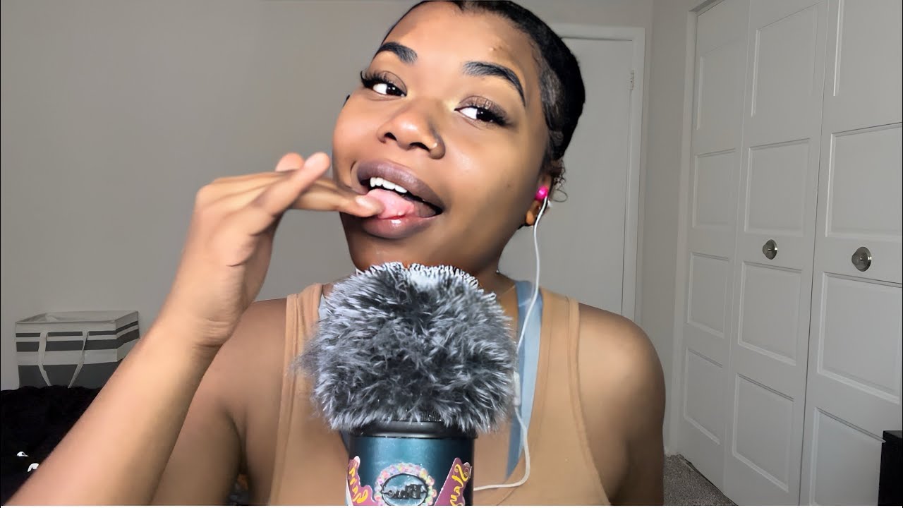 ASMR FAST AND AGGRESSIVE MOUTH SOUNDS👄💨
