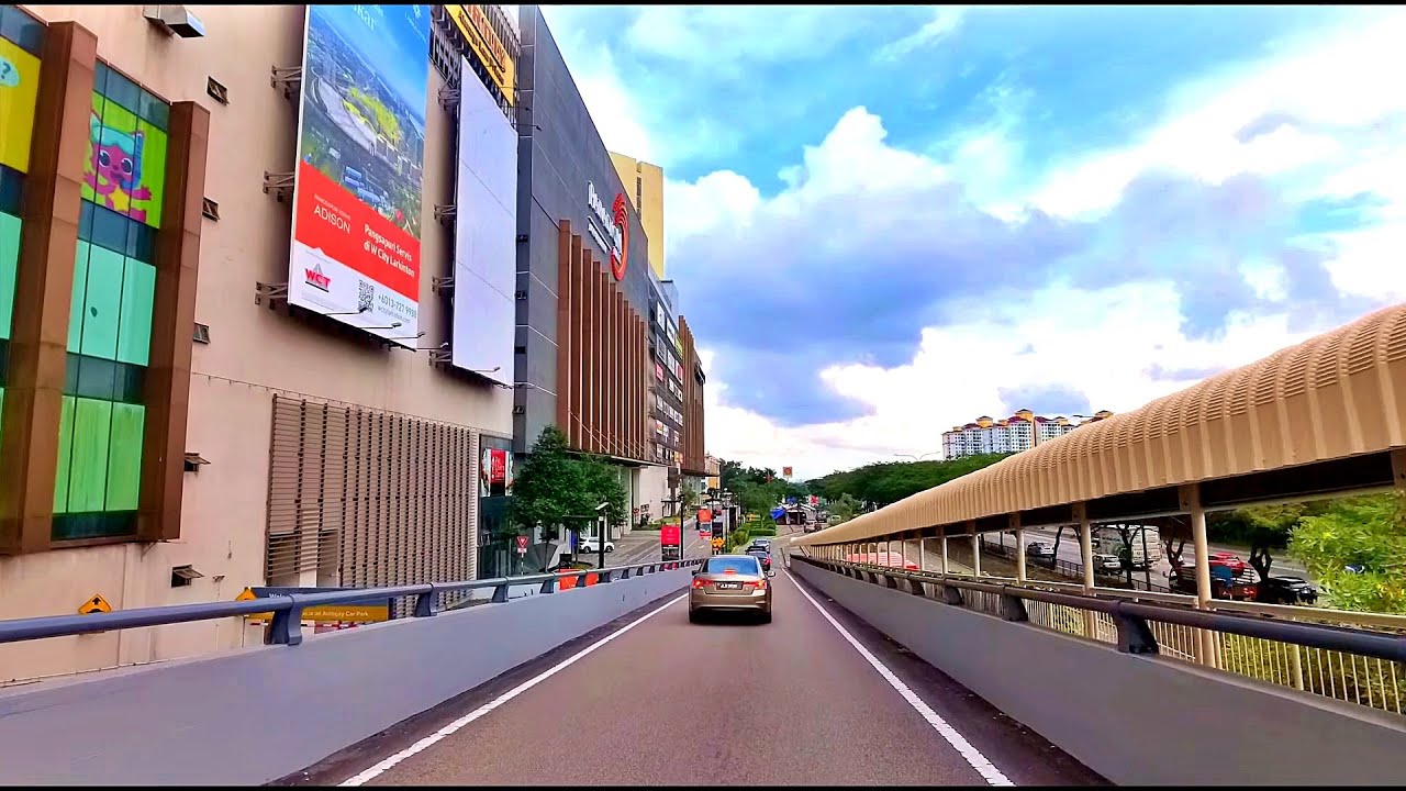 Drive from Restaurant Liang Chen to KFC Seri Gelam DT via Skudai Highway-Persiaran Abu Bakar Sultan