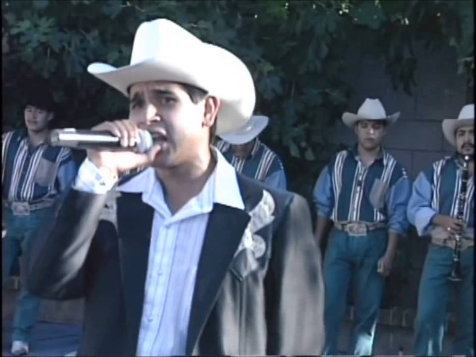 JORGE GAMBOA - 3 GALLOS/EN VIVO