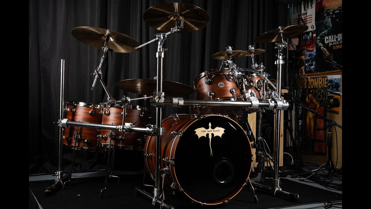 DW Collector's Mahogany / Spruce Hard Satin 6 piece Drums