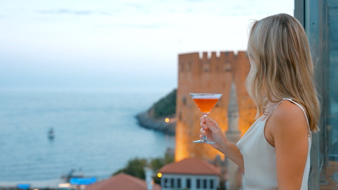 Numa Port | Noa Rooftop & Infinity Pool