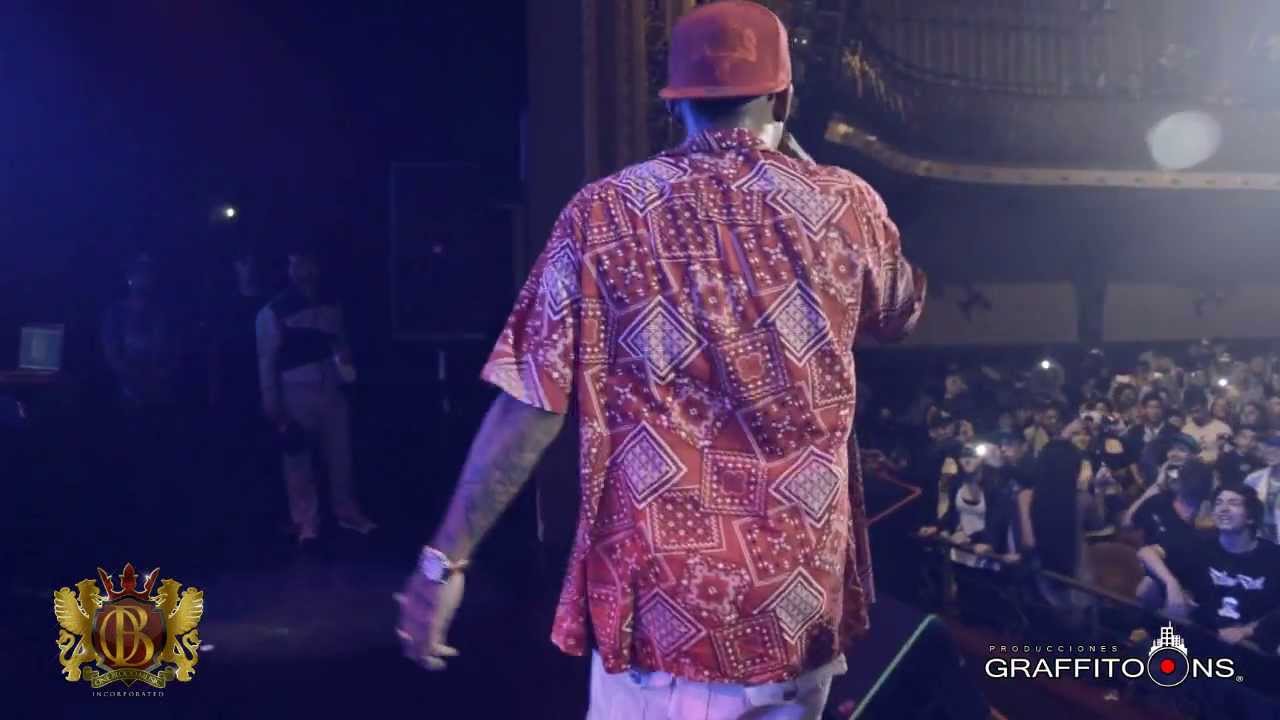 Ñengo Flow - TEATRO COLONIAL 2013 Live Show - ARGENTINA 