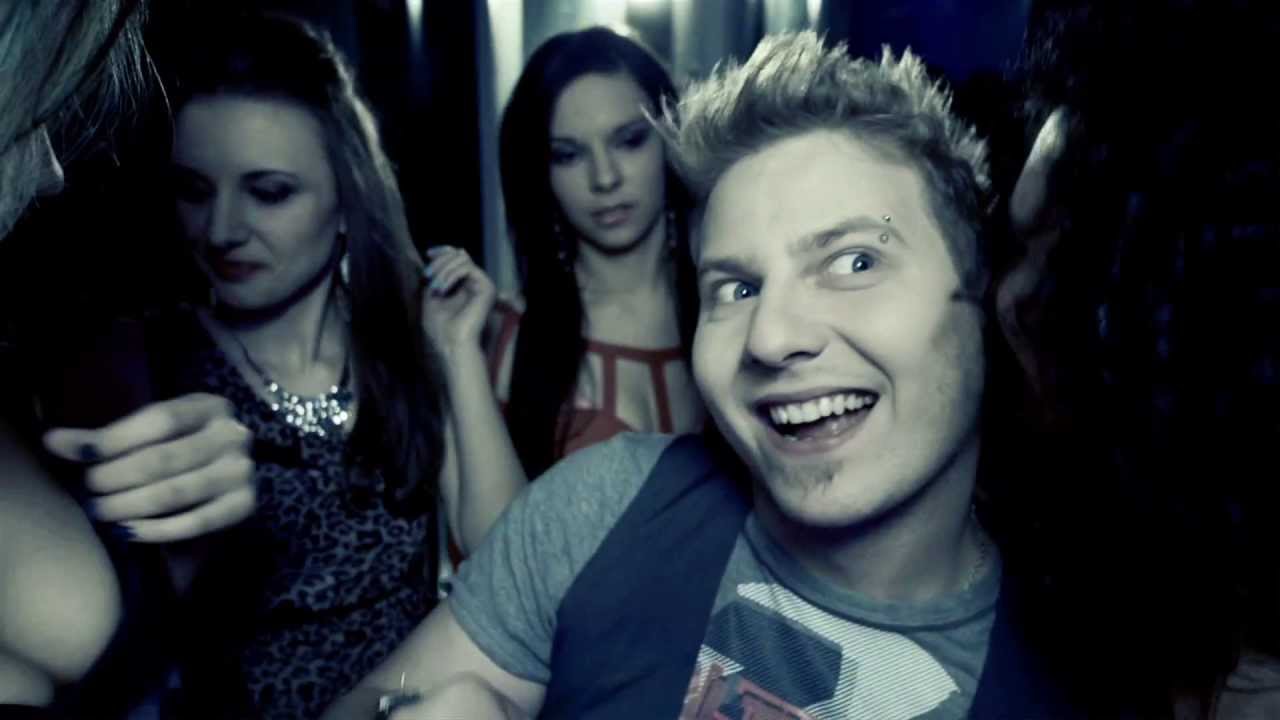 Jago Young - Kręci się świat OFFICIAL HD VIDEO 2013