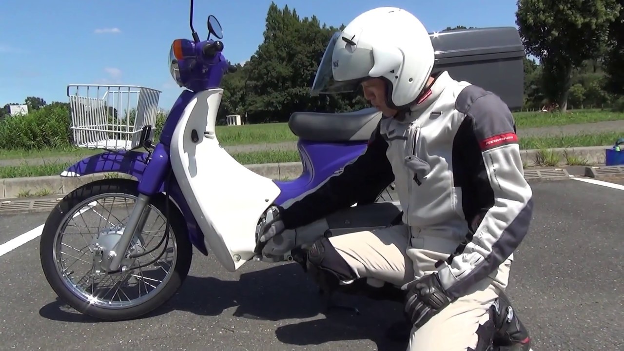 ホンダスーパーカブ110のギヤチェンジの仕方　かっこいいシフトダウンはこうやる