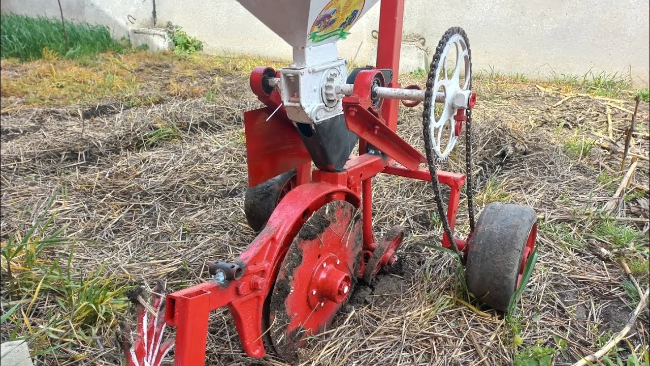 Ручна No-Till та Mini-Till сівалка, продовження історії. Посів соняшника і кукурудзи 2023 р.