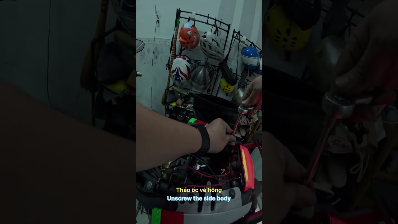 Thay đèn xi nhan Yamaha MT15