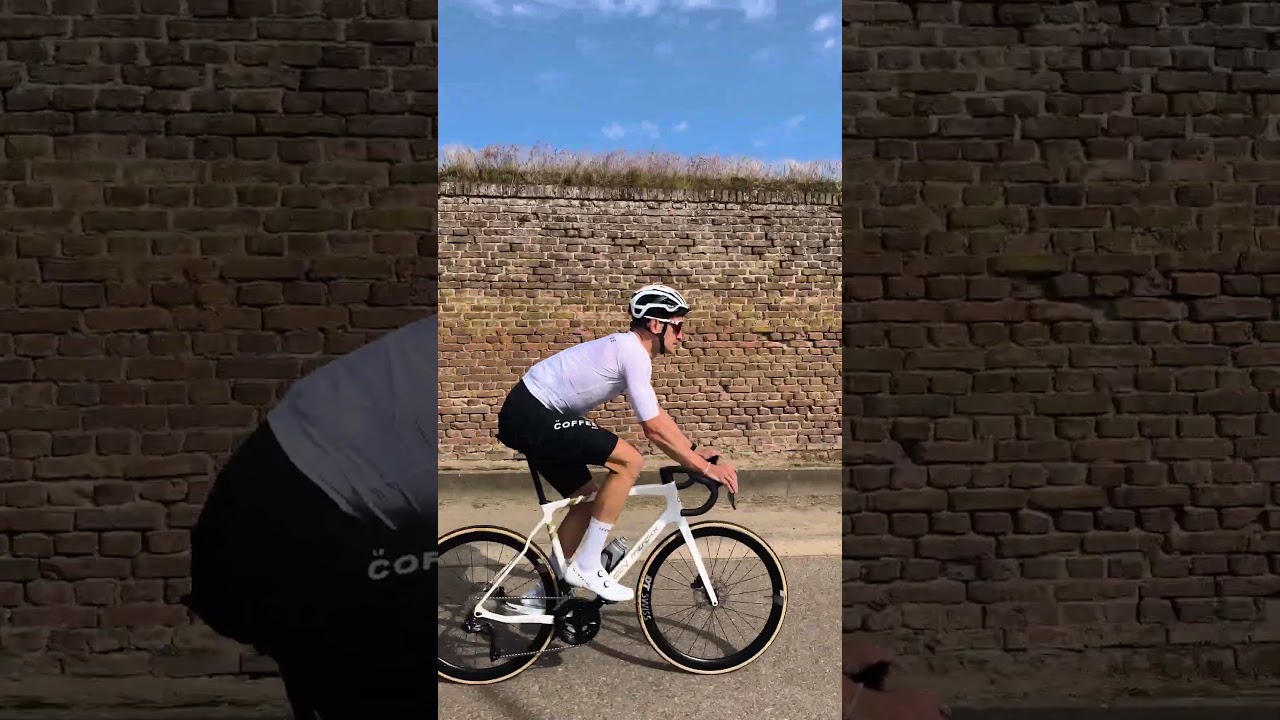 Eddy Merckx Mendrisio in white and gold