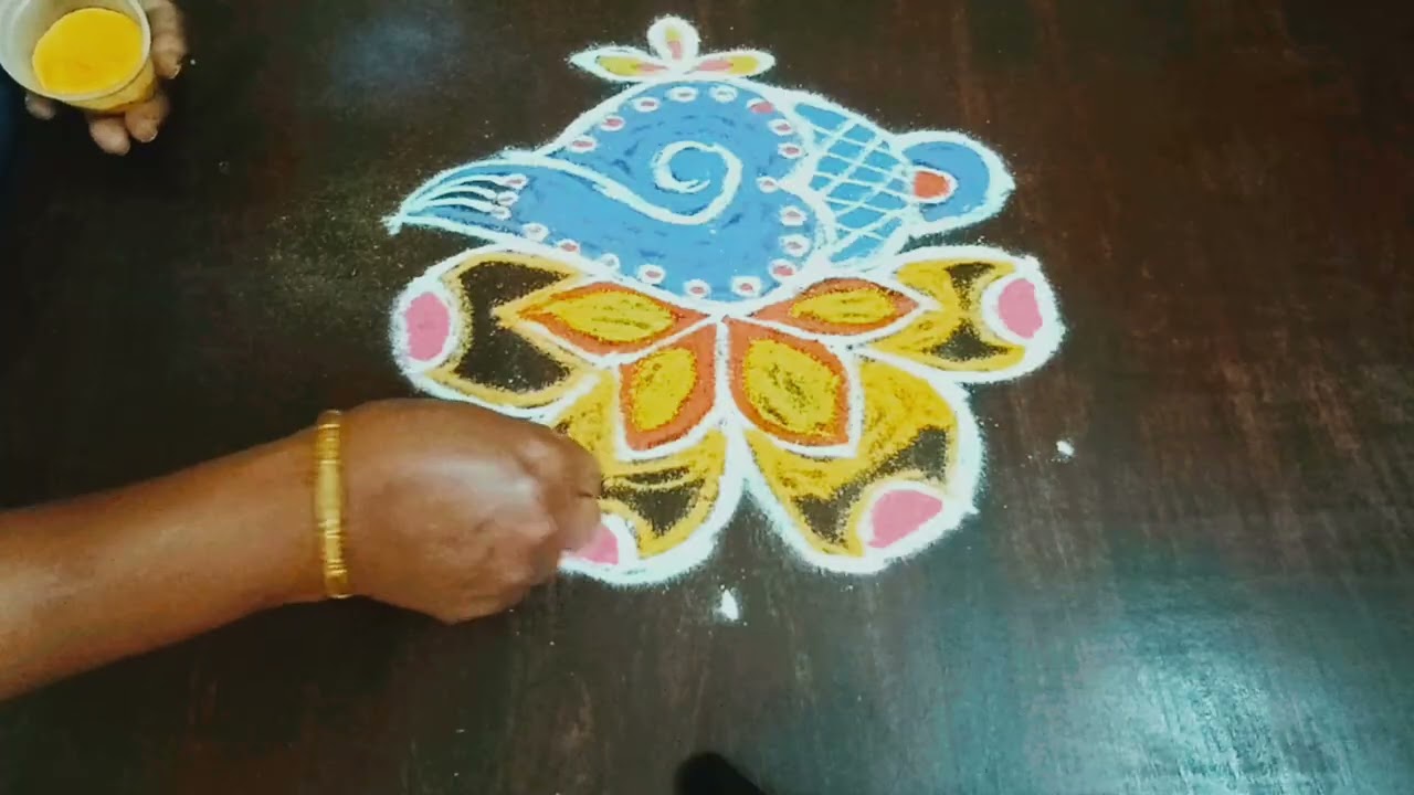 7+4நாளைவெள்ளிகிழமை.அன்று.வாசலில்.போட.ஆழகிய.சங்கு.பூக்கோலம்