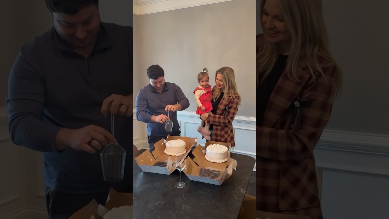 Here&rsquo;s the best of Twins Gender Reveal clip.. #schwangerschaft #grossesse