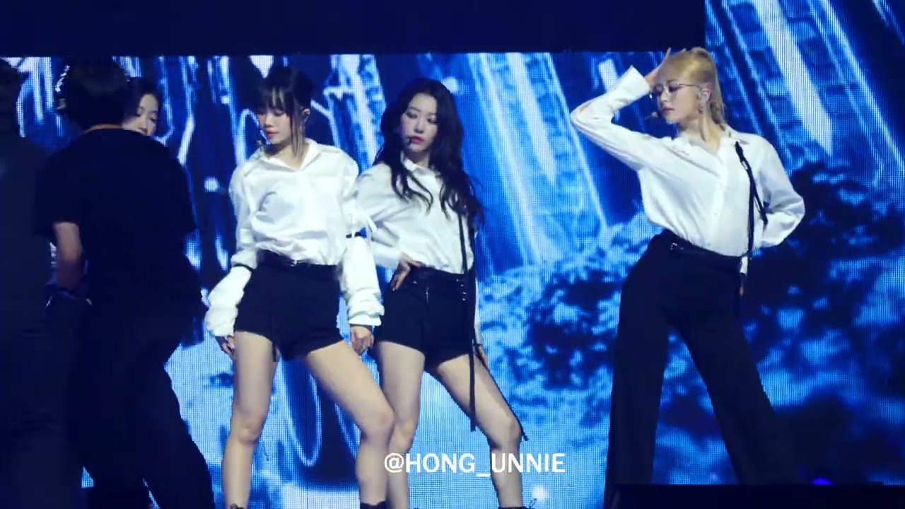 221224 SBS 가요대전 - THE BOYS - 사쿠라 직캠 (SAKURA : FANCAM)