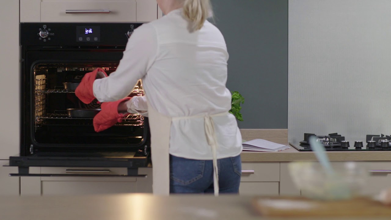 Belling Built in oven featuring EQUIFLOW