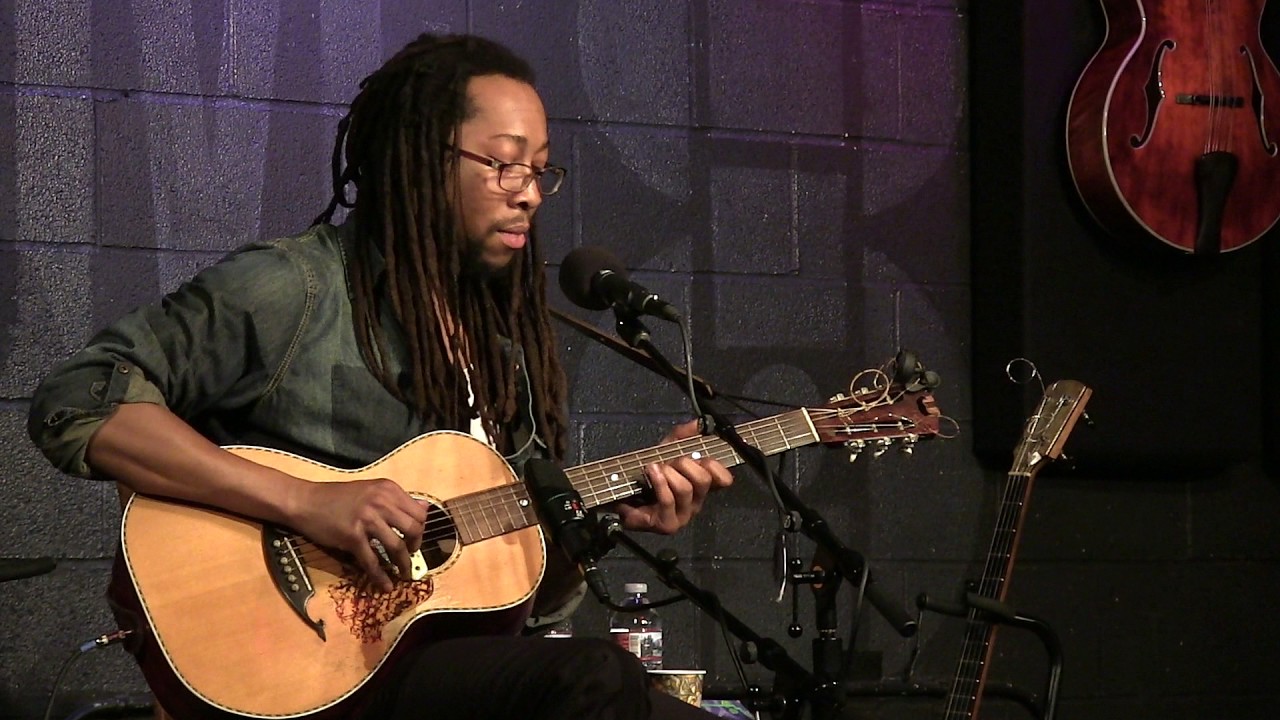 Hubby Jenkins - Dollar Bill Blues - Live at McCabe's
