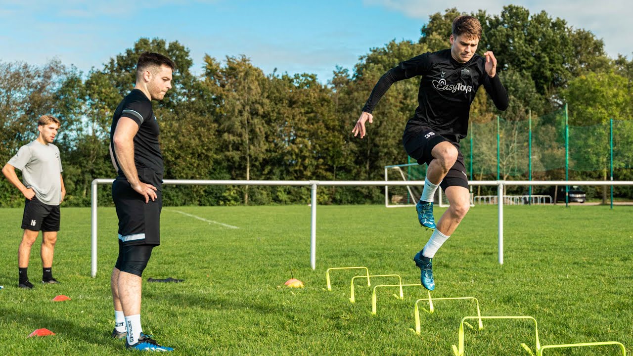 LIVE PLATZEINHEIT mit meinen SPIELERN #1 | Athletiktraining mit Sascha John