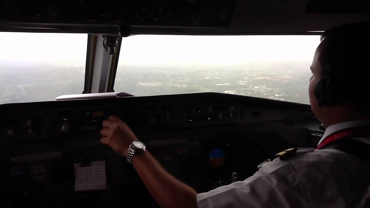 Pouso Confins - Fokker 100 - Bruno Coelho