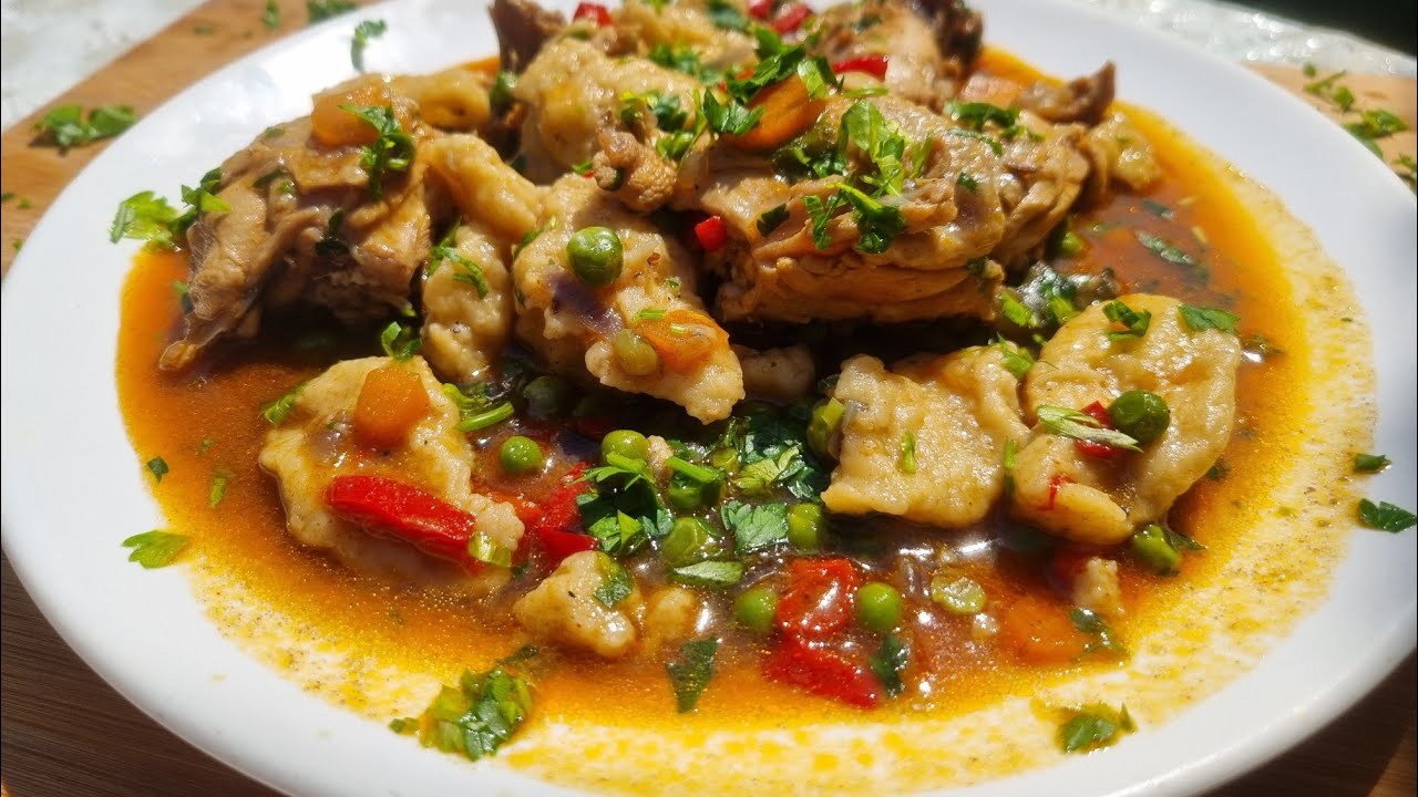 Paprikas de Pui,Unguresc cu Mazare si Găluște #paprika #cook #viral #retete #retetesinoidenoi
