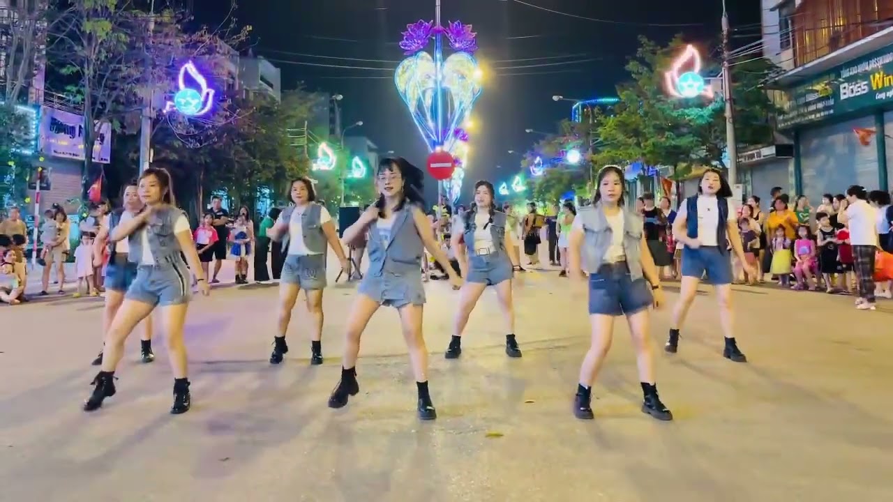 Đêm giao lưu với Phố đi bộ