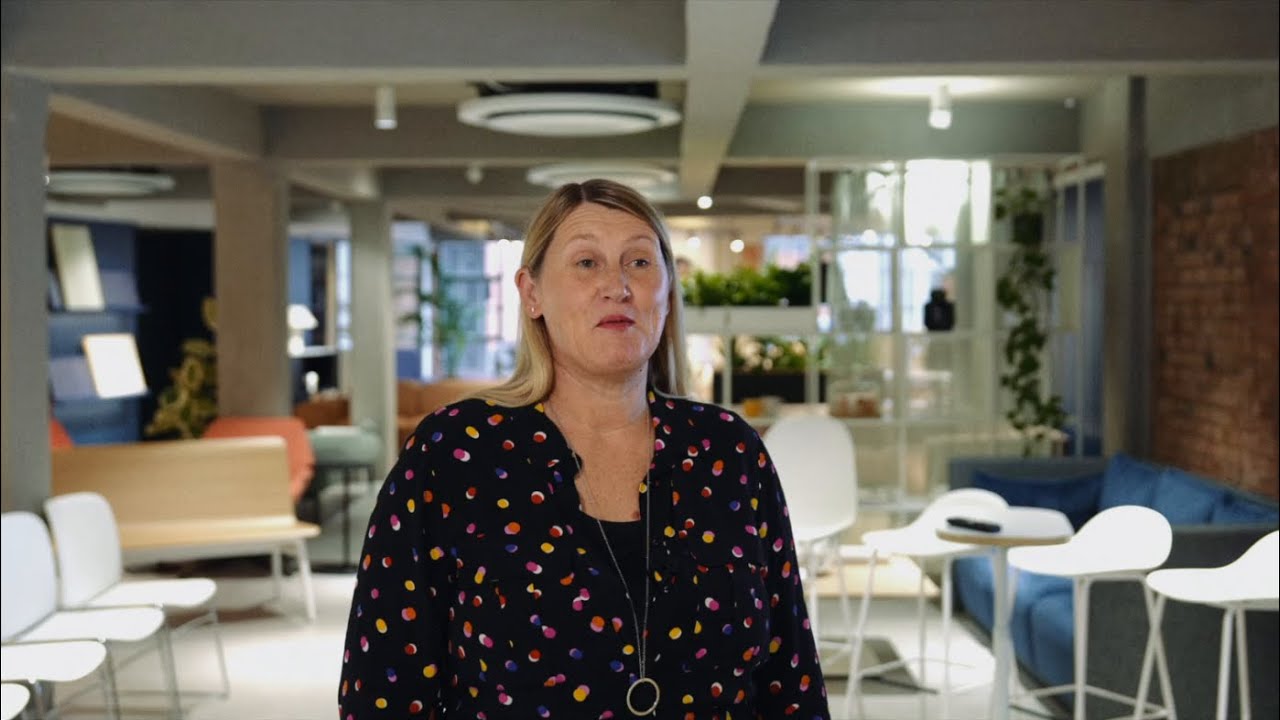 Dulux Trade x Allermuir - Dawn Scott