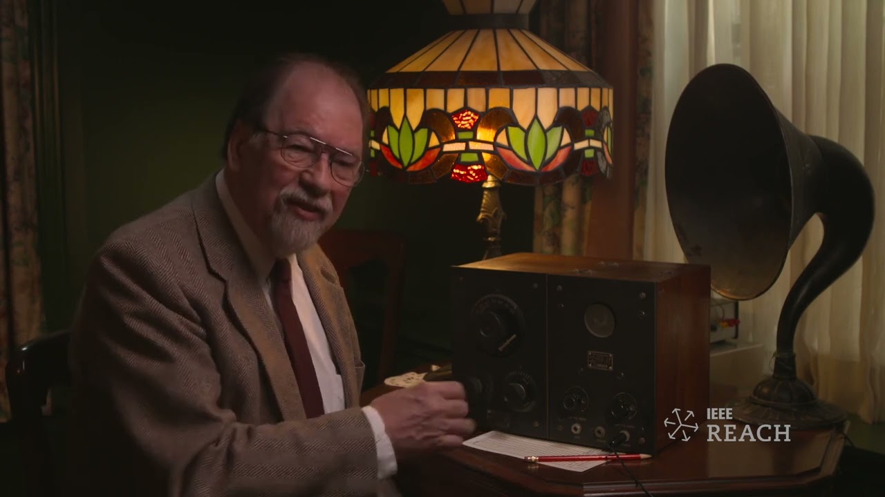 Broadcasting's First Revolution: The Rise of Commercial Radio