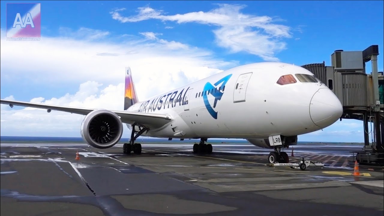 Superbe vol du cockpit du B787 à Mayotte, SUPER COURT PISTE - AvionsEtAviateurs.fr