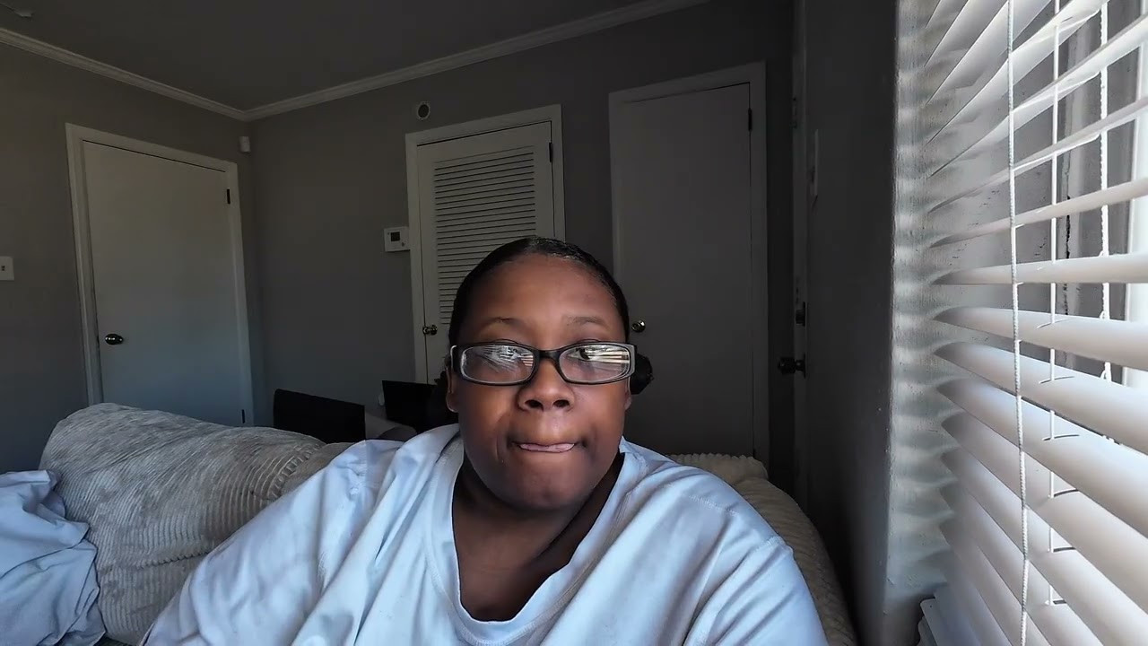 Romance Reading Vlog 💌 | 7 Days of Romance Reads (Day 3)