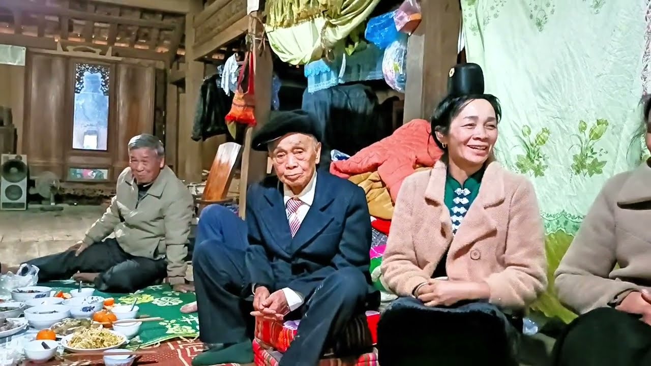 Ông cụ hát hay lắm cả nhà ơi