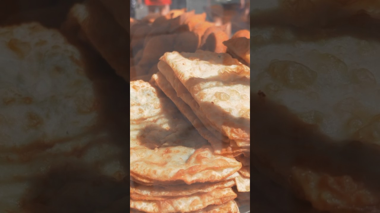 Turkey's Rare Street Food! The Amazing &Ccedil;iğ B&ouml;rek #turkishfoods