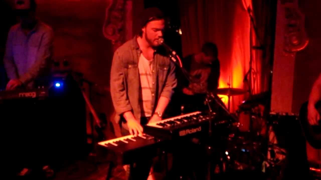 Ásgeir Trausti - Lupine Intrigue (live in LA @ Bardot 03.18.13)