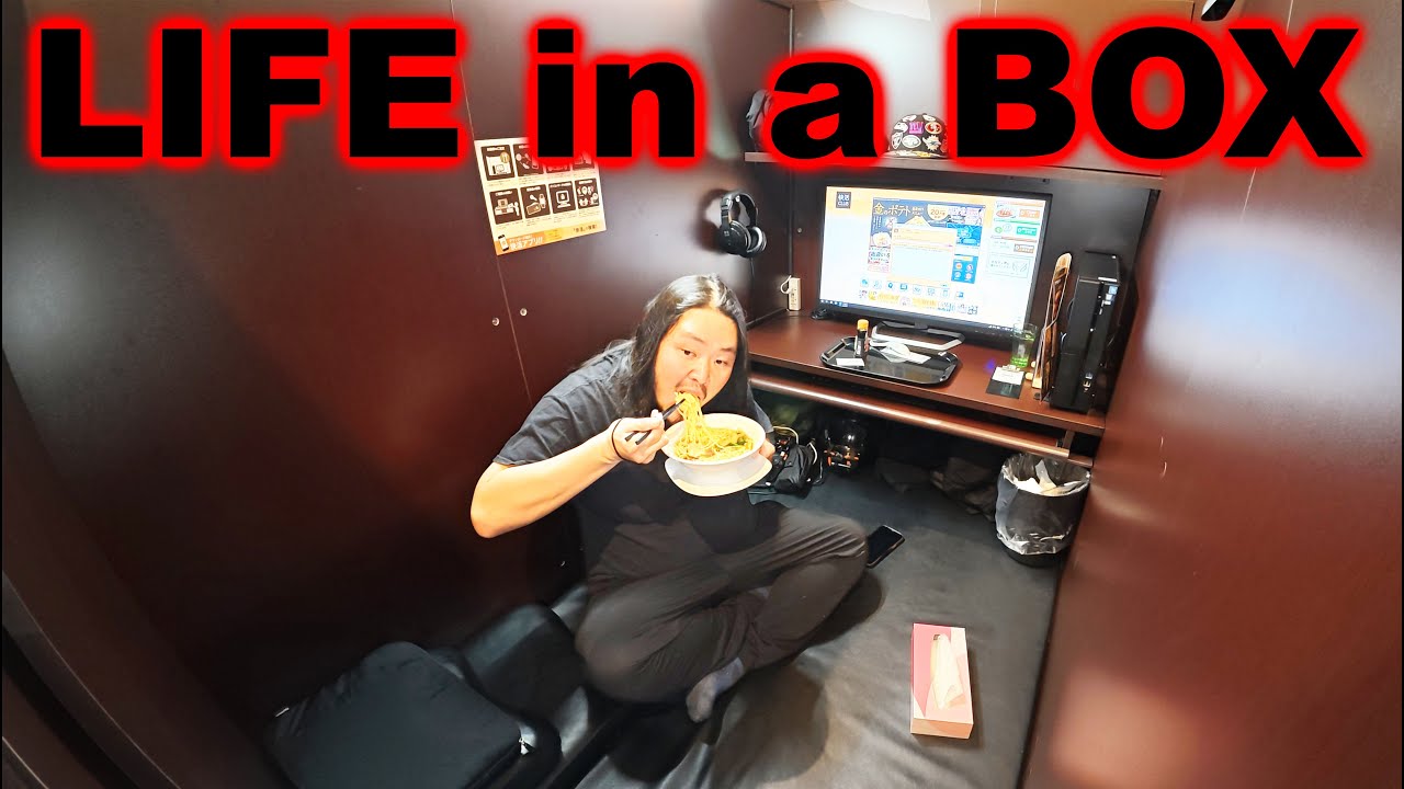 A Homeless Day in Japan’s $11 Internet Cafe