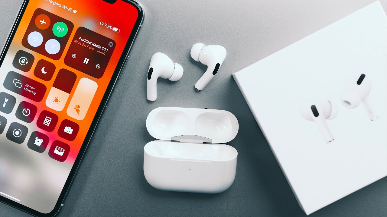 РАСПАКОВКА И НАСТРОЙКА AirPods Pro!