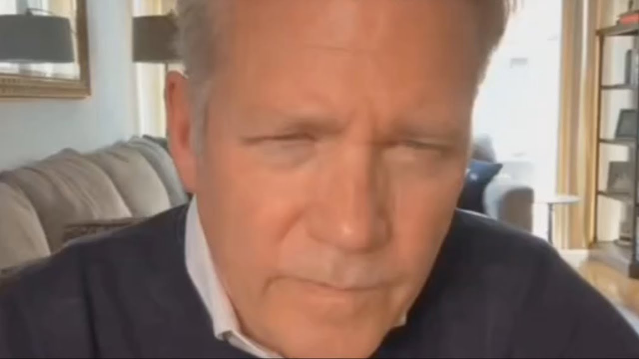 Chris Hansen Offers A Seat To EDP445 (cameo)