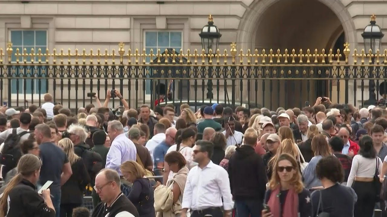 King Charles III and Camilla's car arrives at Buckingham palace | AFP